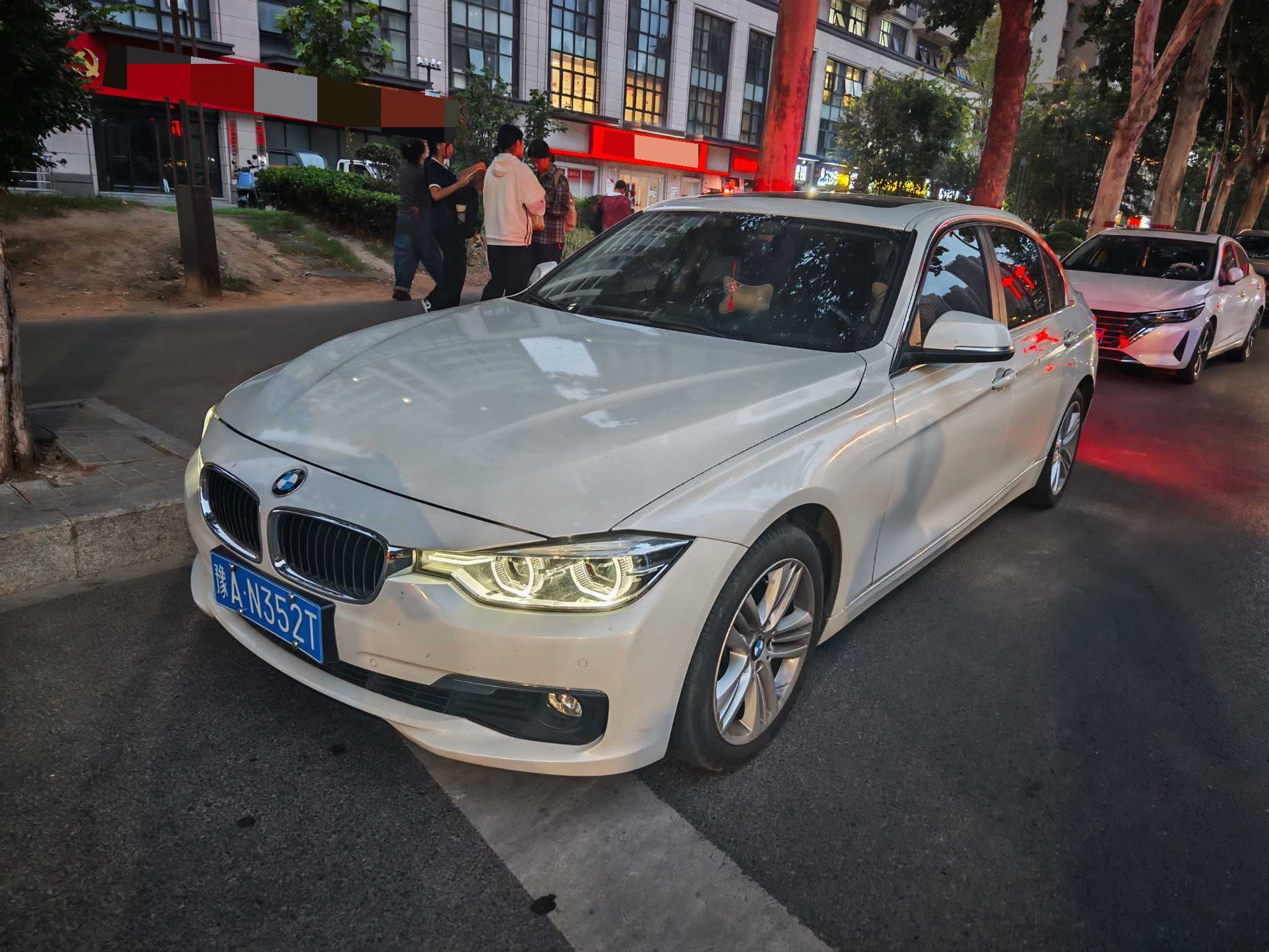 BMW 3 Series 2017 car image 