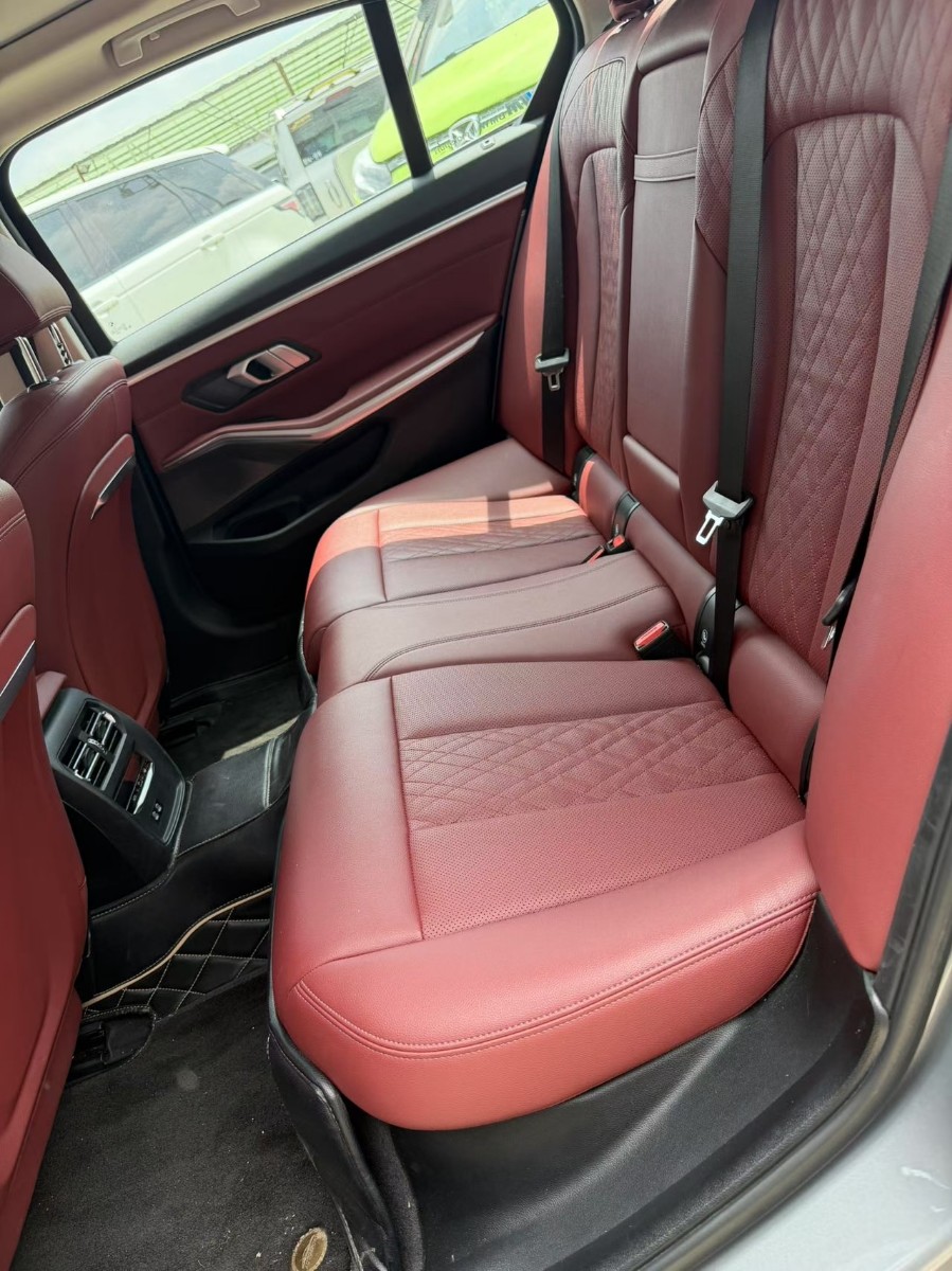 BMW i3 2022 car image #5