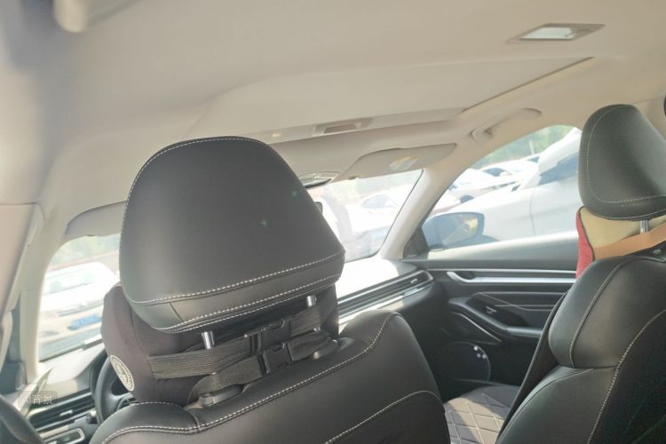 GEELY Emgrand 2022 #20 GEELY Emgrand 2022 car image #20