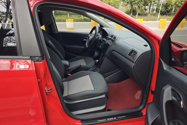 Volkswagen Polo 2019 #11 Volkswagen Polo 2019 car image #11