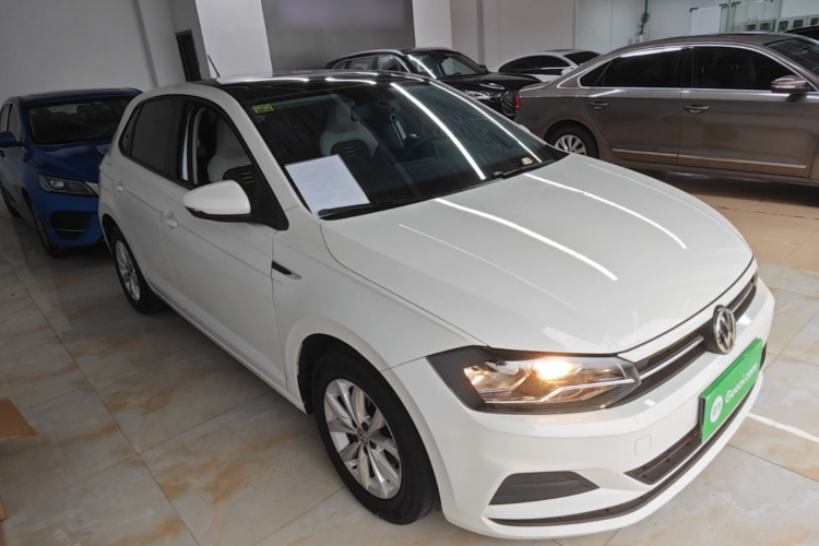Volkswagen Polo 2020 car image #4