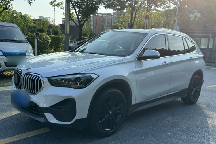BMW X1 2021 car image #2
