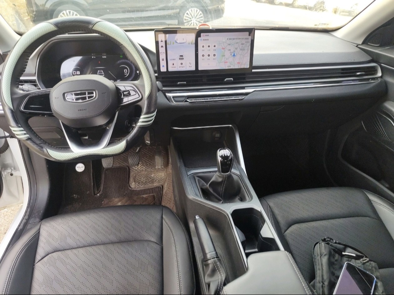 GEELY Emgrand 2023 immagine di auto #6