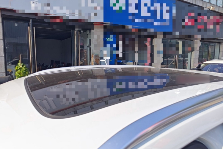 Audi Q3 2019 car image #25