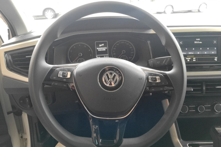 Volkswagen Polo 2019 #11 Volkswagen Polo 2019 car image #11