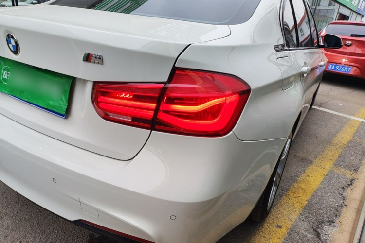 BMW 3 Series 2019 #8 BMW 3 Series 2019 car image #8