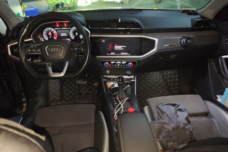 Audi Q3 2022 #7 Audi Q3 2022 car image #7