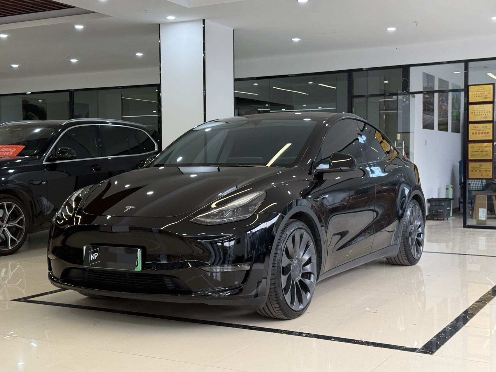 Tesla Model Y 2023 Tesla Model Y 2023 car image