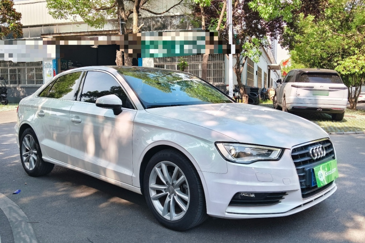 Audi A3 2017 car image #4