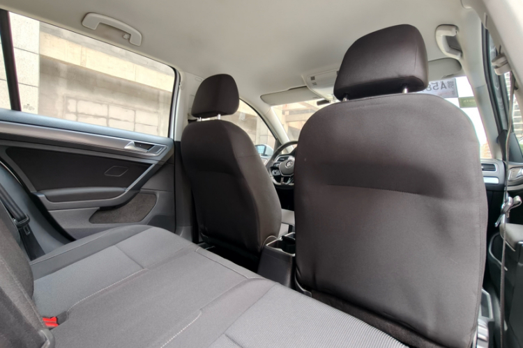 Volkswagen Golf 2016 car image #14