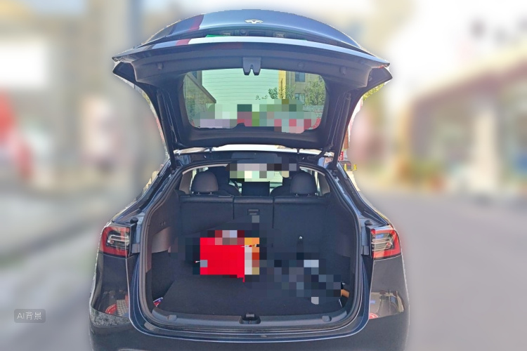 Tesla Model Y 2024 immagine di auto #21