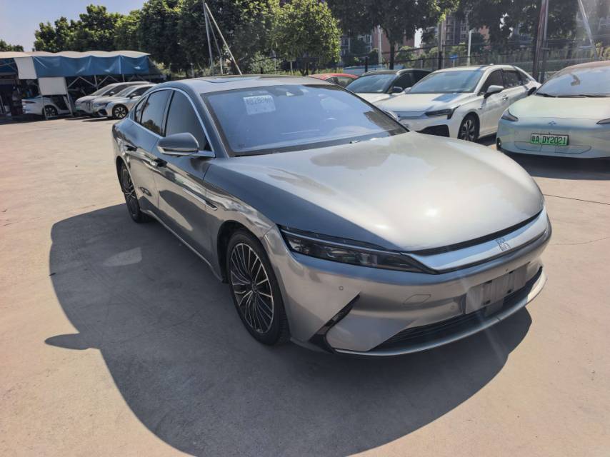 BYD Han 2021 صورة سيارة #2