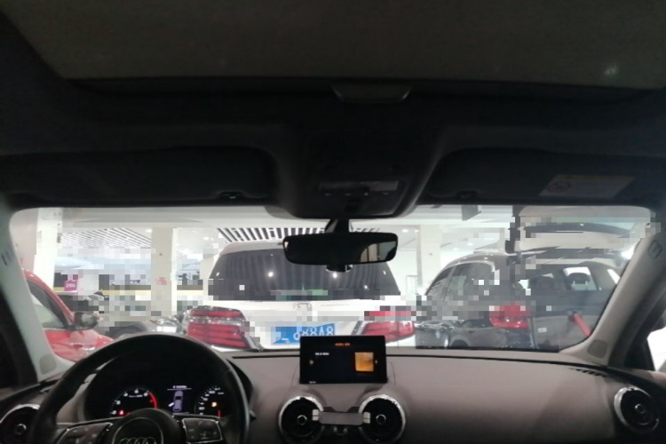 Audi A3 2019 car image #18