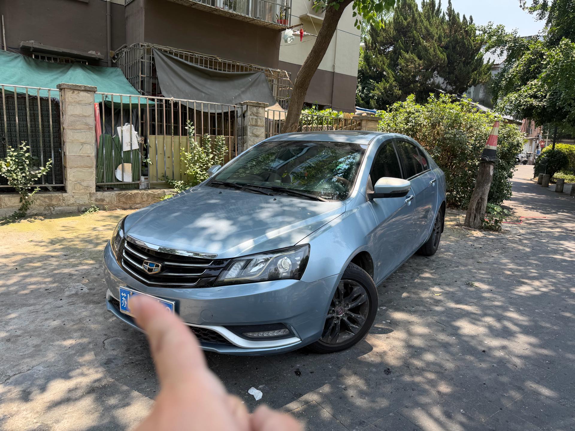 GEELY Emgrand 2014 GEELY Emgrand 2014 car image