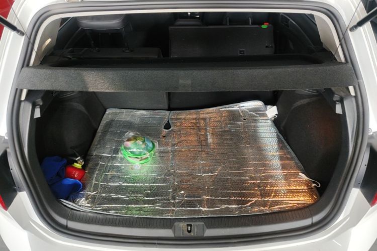 Volkswagen Golf 2019 car image #19