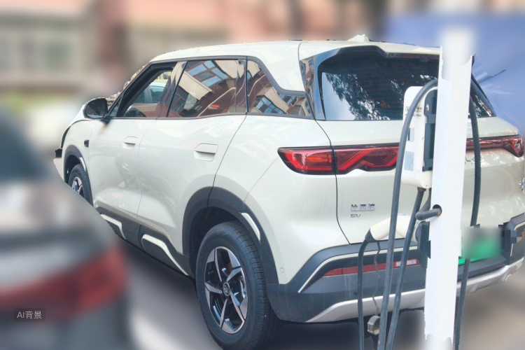 BYD YuanUP 2026 car image #5