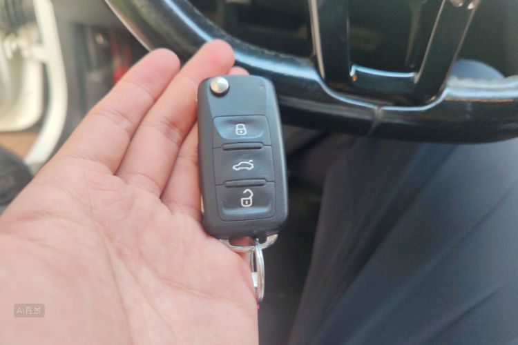 Volkswagen Lavida 2016 car image #10
