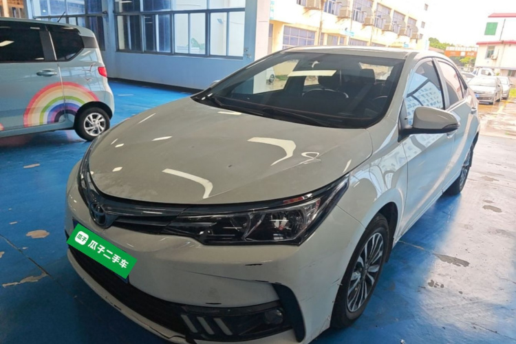Toyota Corolla 2018 car image #2