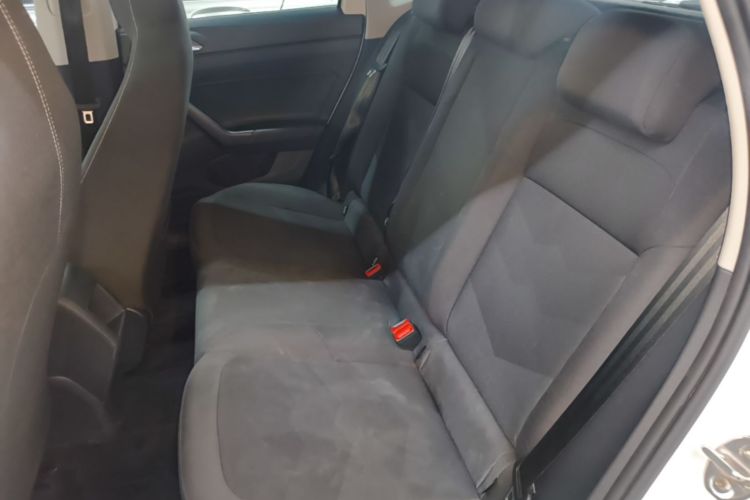 Volkswagen Polo 2021 car image #13