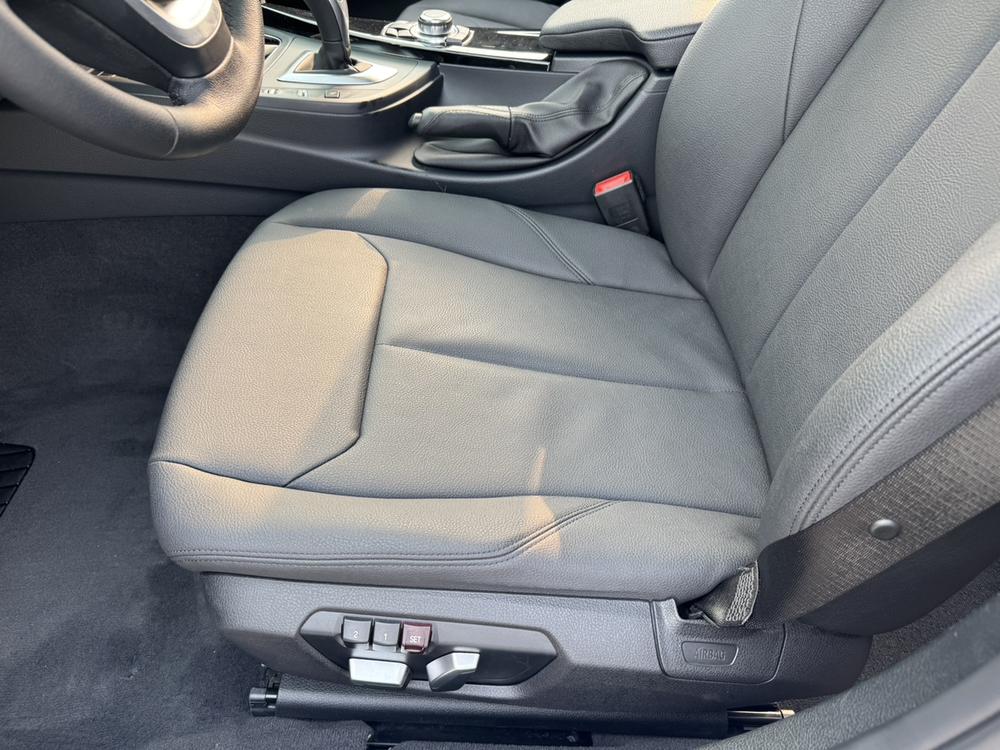 BMW 3 Series 2016 car image #22