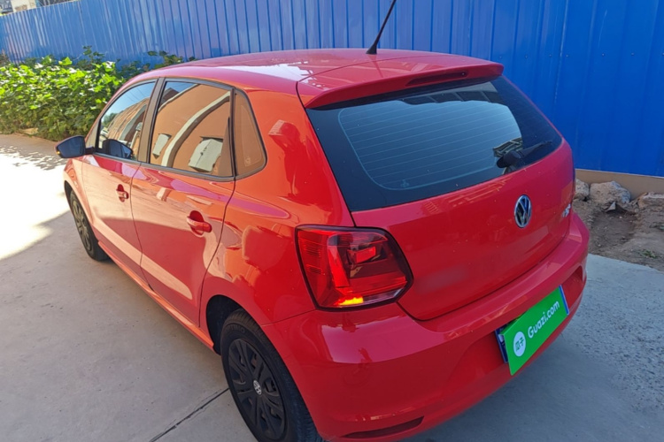 Volkswagen Polo 2019 car image #5