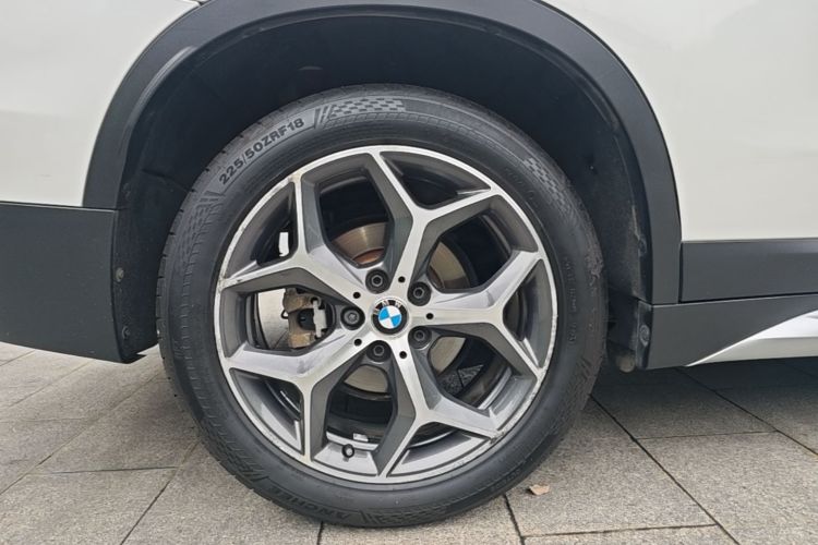BMW X1 2018 #5 BMW X1 2018 car image #5
