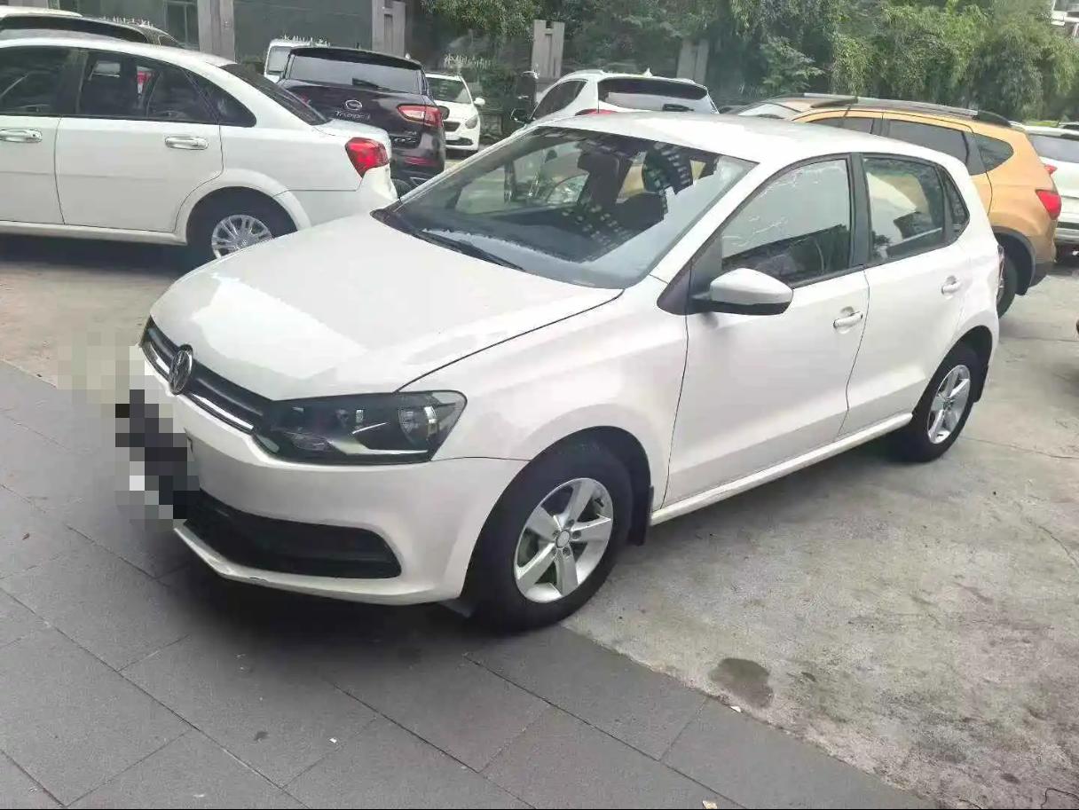 Volkswagen Polo 2016 car image 