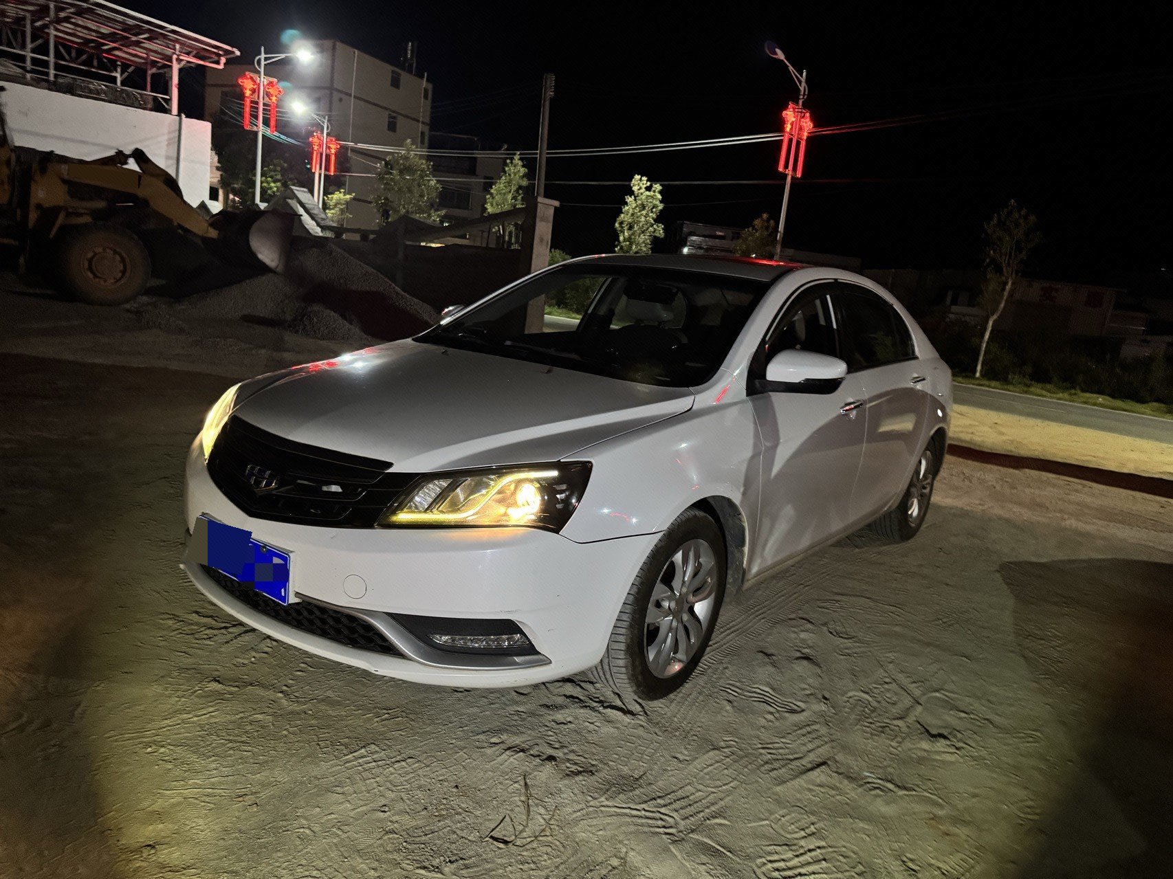 GEELY Emgrand 2015 GEELY Emgrand 2015 car image