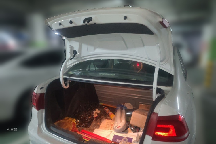 Volkswagen Santana 2016 car image #21