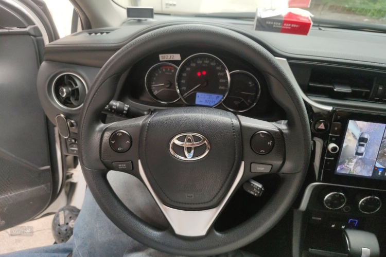 Toyota Corolla 2019 car image #12