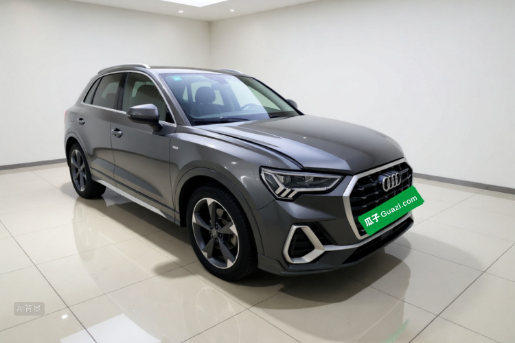 Audi Q3 2020 car image #4