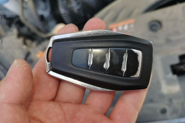 GEELY Emgrand 2022 car image #9