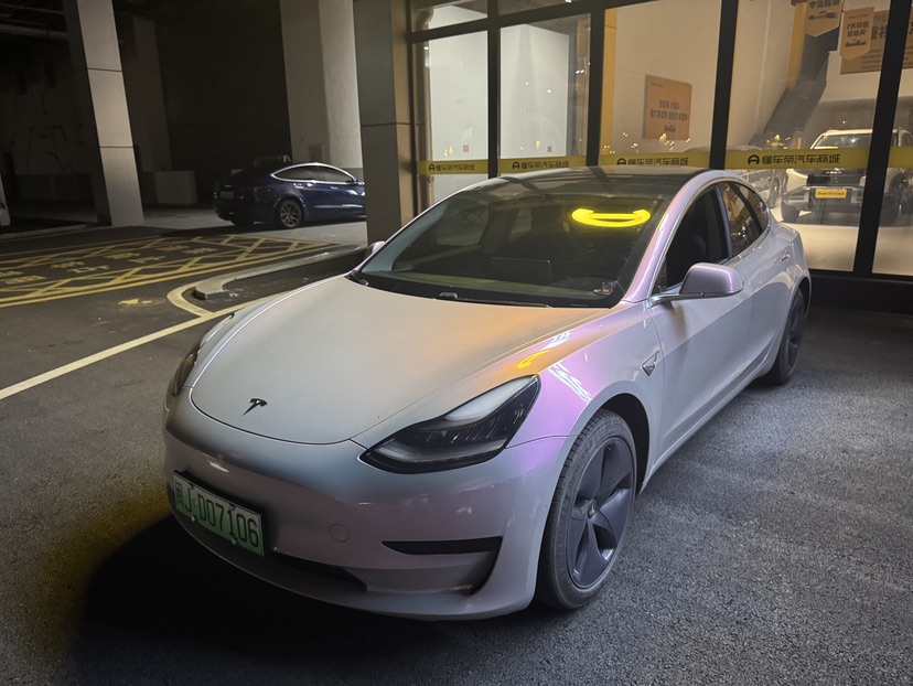Tesla Model 3 2021 car image 