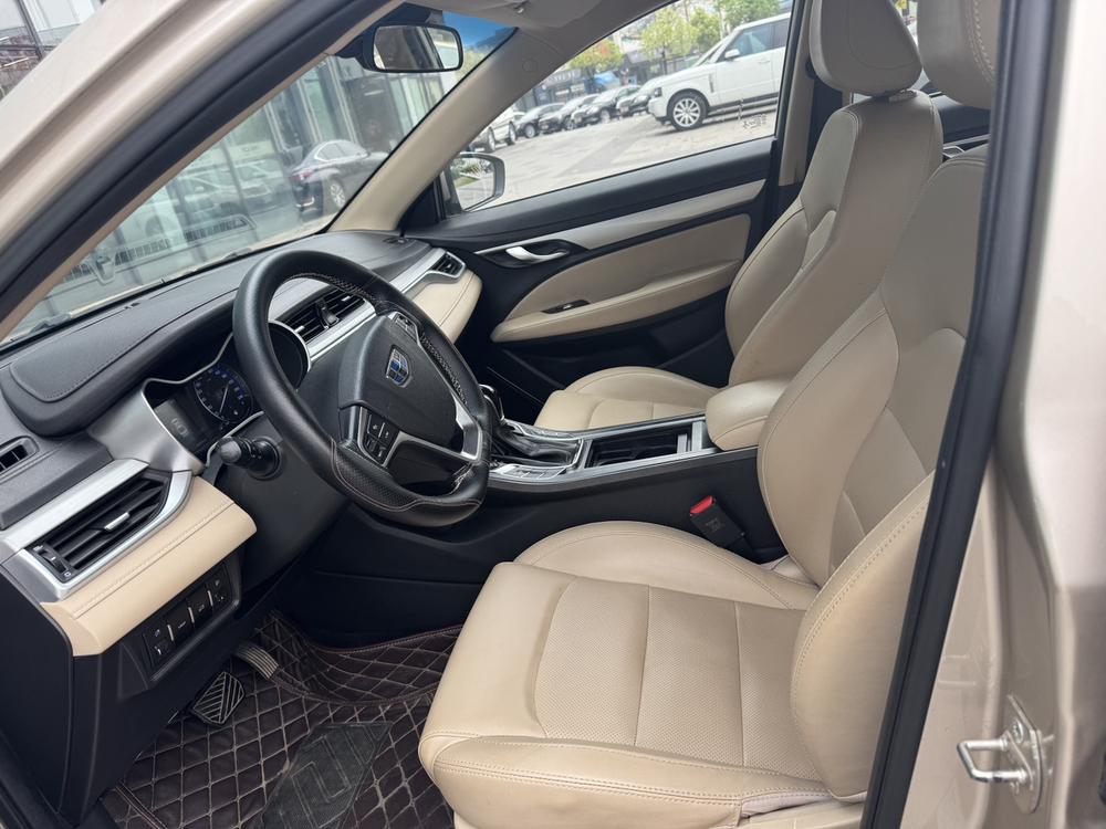GEELY Emgrand 2018 car image #8