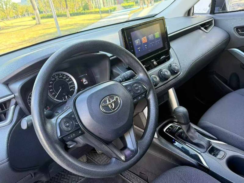 Toyota Corolla Cross 2023 #8 Toyota Corolla Cross 2023 car image #8