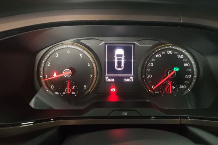 Volkswagen Tharu 2019 изображение автомобиля #12