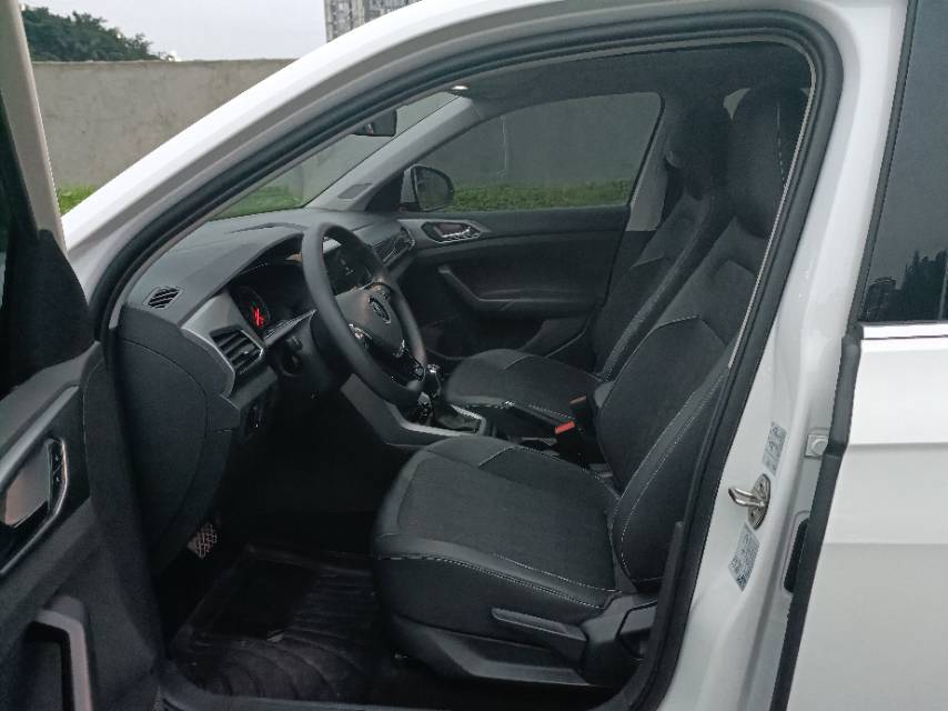 Volkswagen T-Cross 2021 #4 Volkswagen T-Cross 2021 صورة سيارة #4