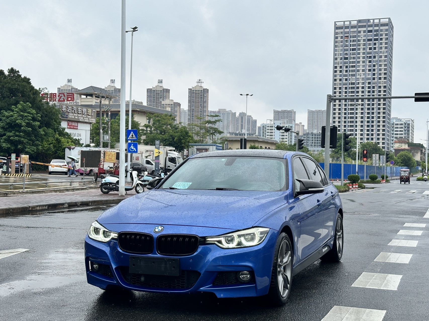 BMW 3 Series 2016 BMW 3 Series 2016 car image