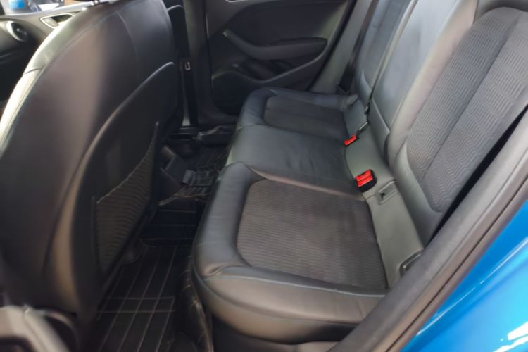 Audi A3 2019 car image #17