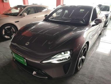 MI SU7 2025 MI SU7 2025 car image