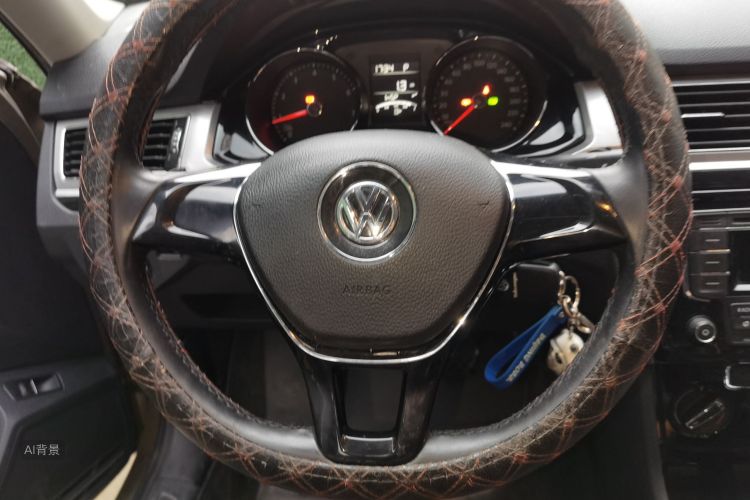 Volkswagen Bora 2017 car image #12