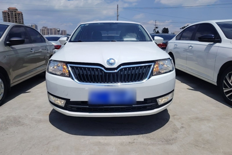 Skoda Rapid 2016 image de voiture #3