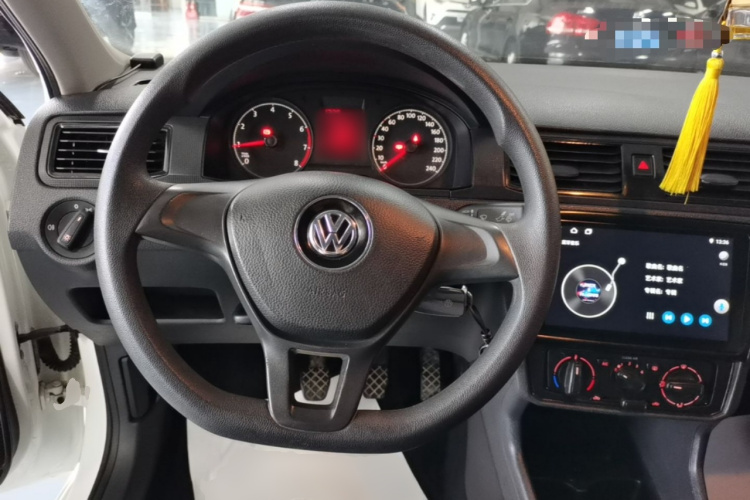 Volkswagen Santana 2018 #11 Volkswagen Santana 2018 car image #11