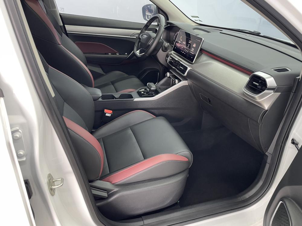 GEELY Coolray 2023 #14 GEELY Coolray 2023 car image #14
