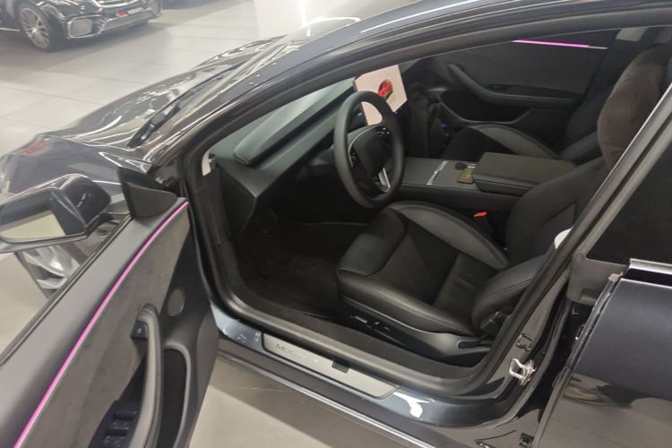 Tesla Model 3 2024 #12 Tesla Model 3 2024 car image #12
