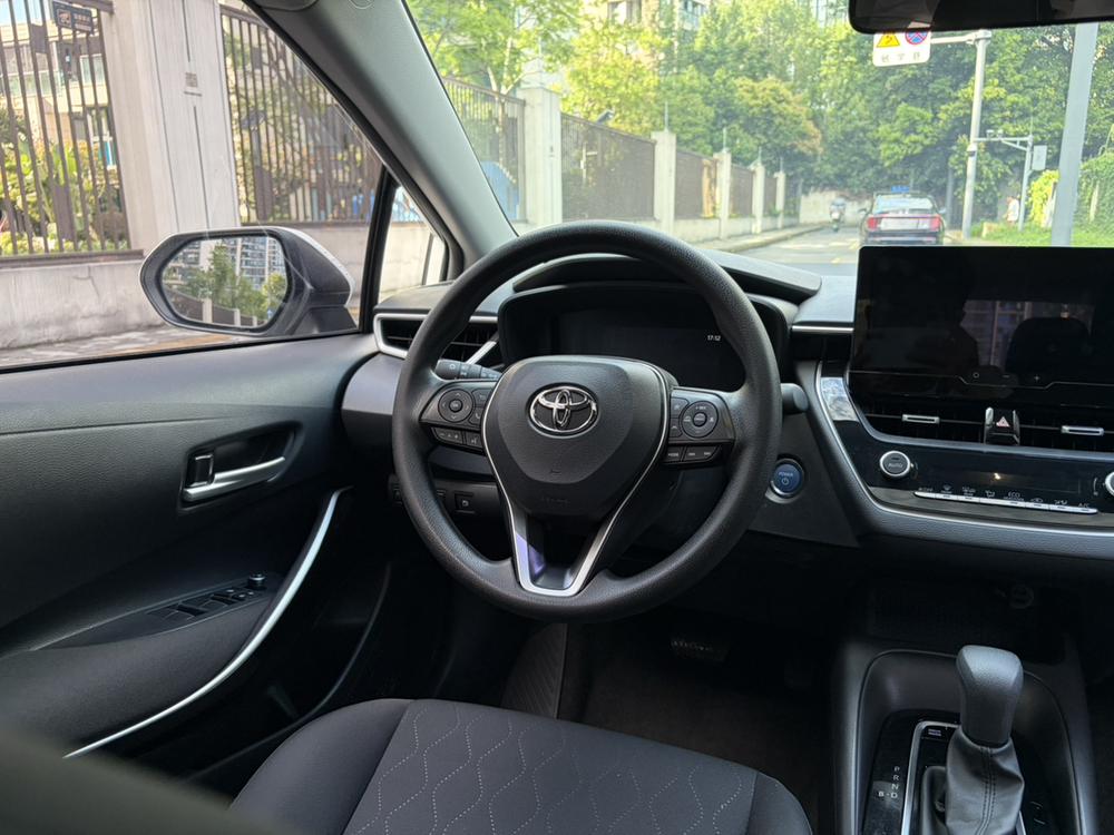 Toyota Corolla 2023 car image #20