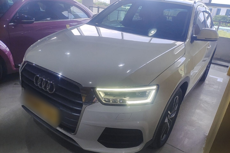 Audi Q3 2018 #2 Audi Q3 2018 car image #2