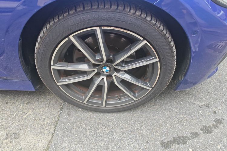 BMW 3 Series 2020 immagine di auto #9
