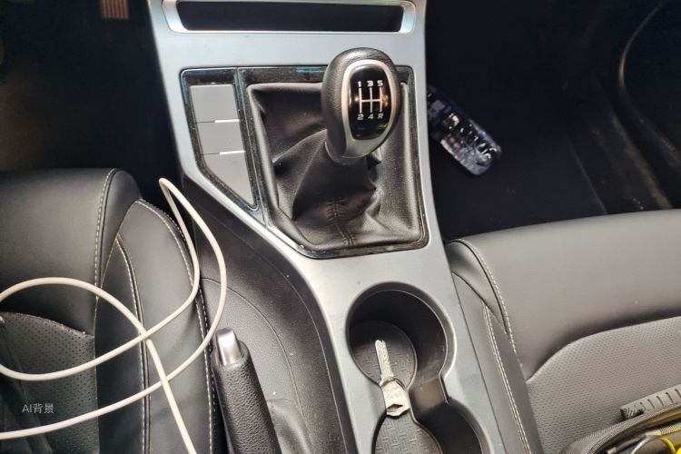 GEELY Emgrand 2018 car image #16
