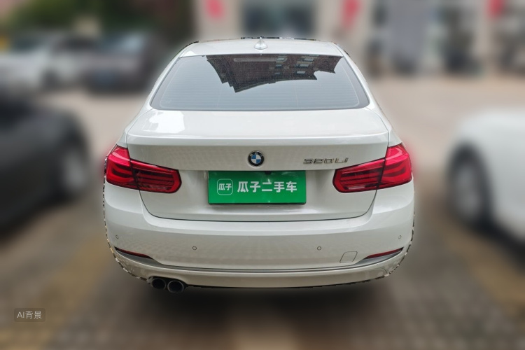BMW 3 Series 2018 car image #6
